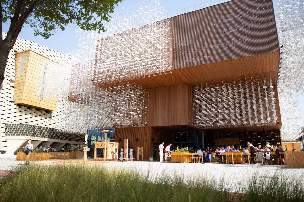 Mobilność, kawior i słynna polska gościnność, czyli Polska na World Expo w&nbsp;Dubaju