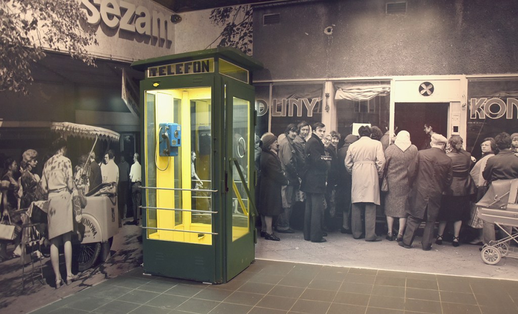 Poczuć atmosferę PRL-u